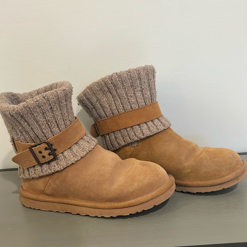 Ugh Cambridge Buckle Knit Boots